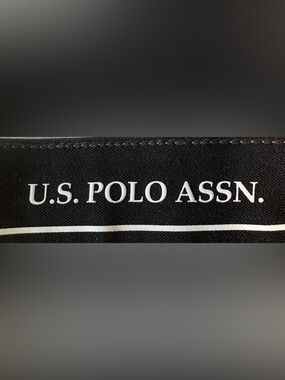 W34/L30 U.S. Polo Assn. Navy and Beige Waistband Label